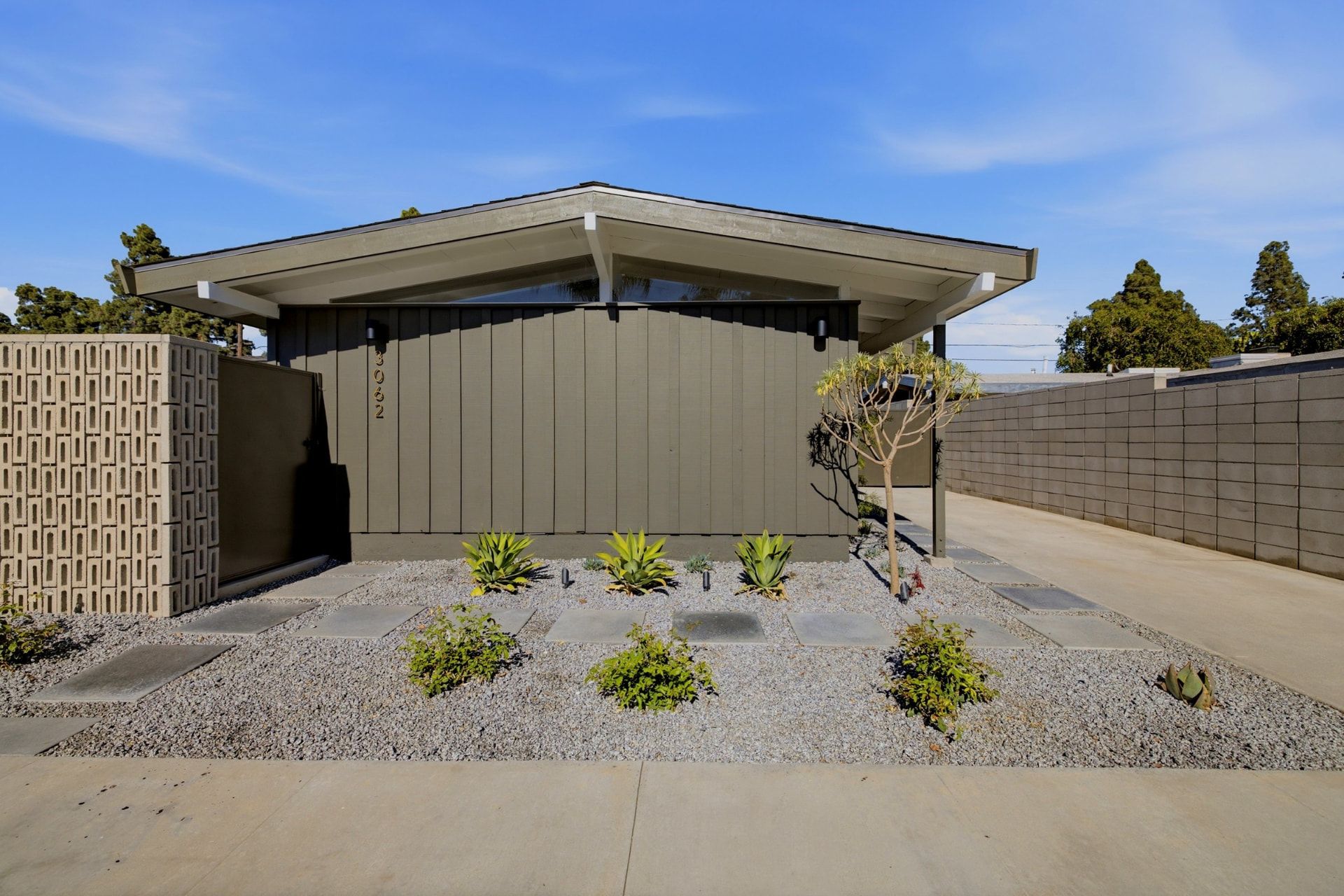 3062 Lees Ave, Long Beach — photograph 10 of 39