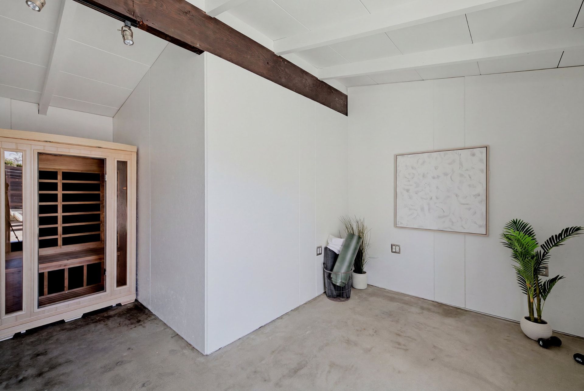 3062 Lees Ave, Long Beach — photograph 21 of 39