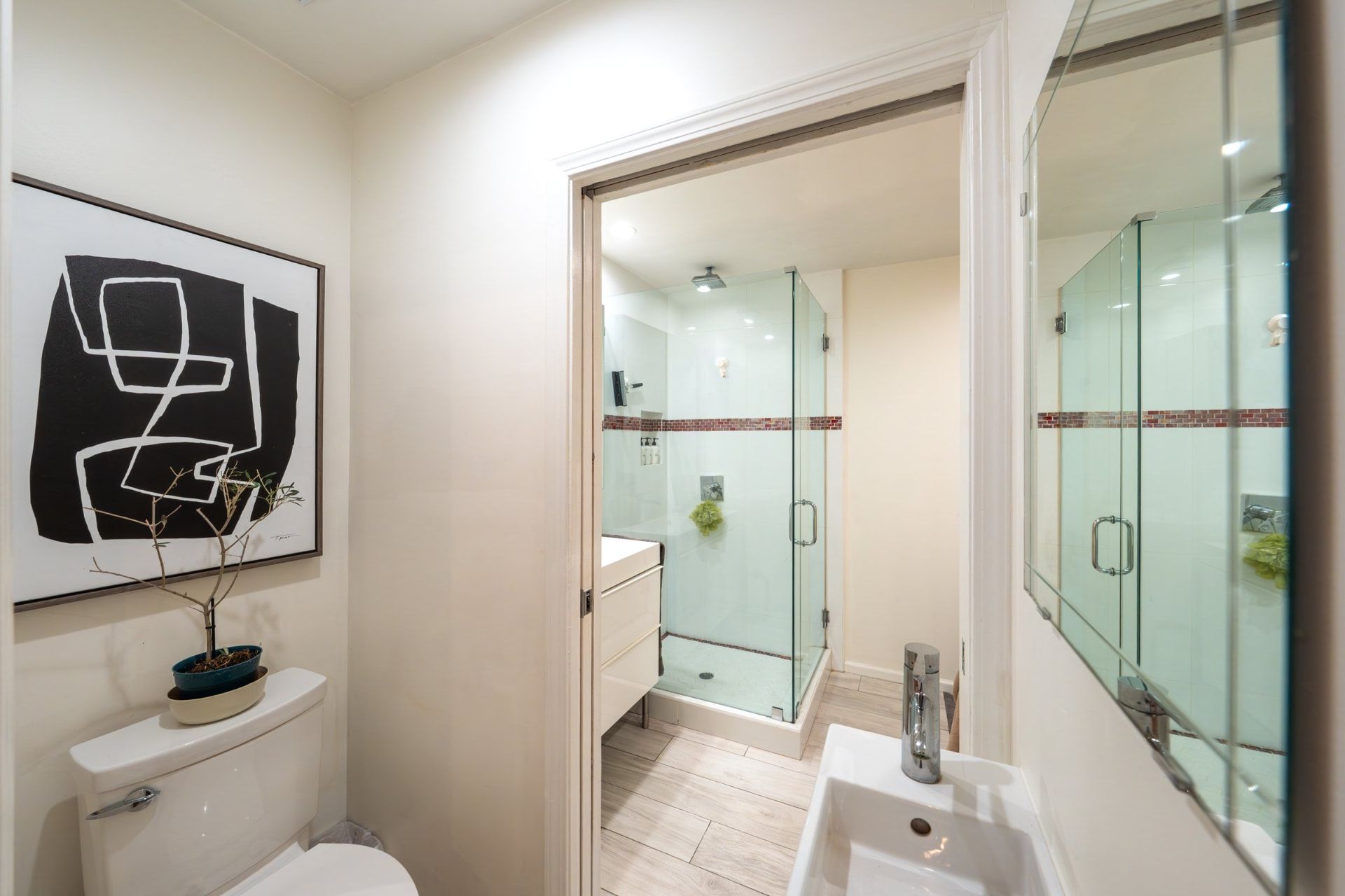 1301 Seward St, Los Angeles — photograph 16 of 23