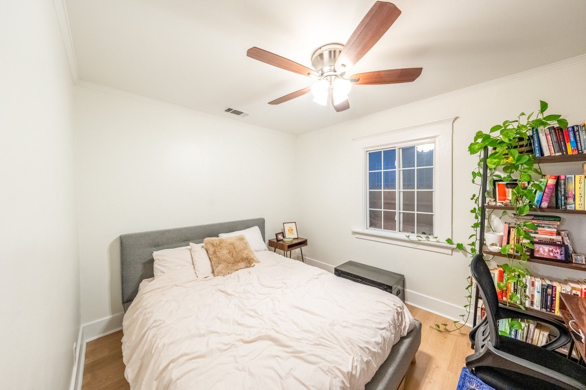 1301 Seward St, Los Angeles — photograph 14 of 23