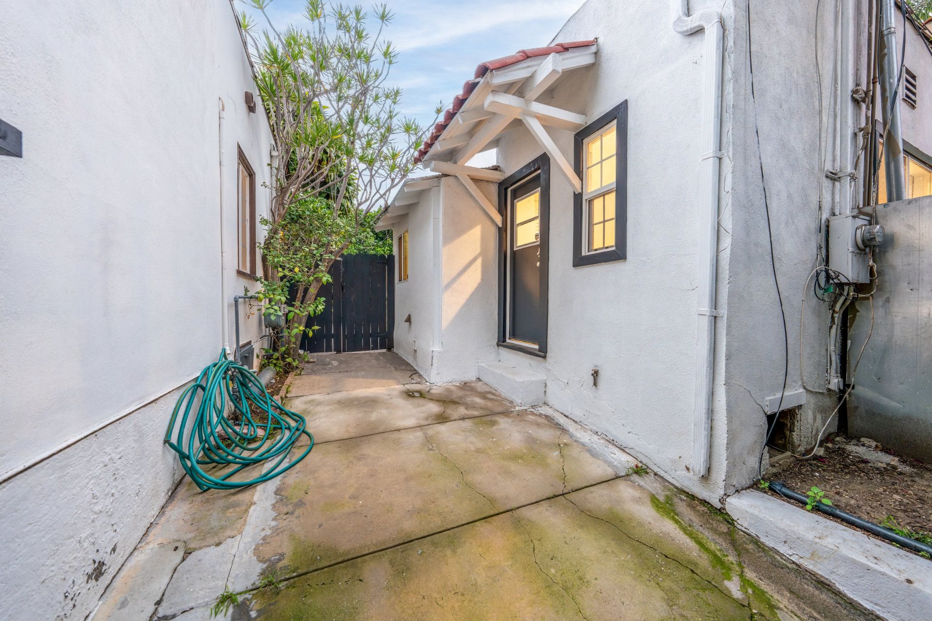 1301 Seward St, Los Angeles — photograph 8 of 23
